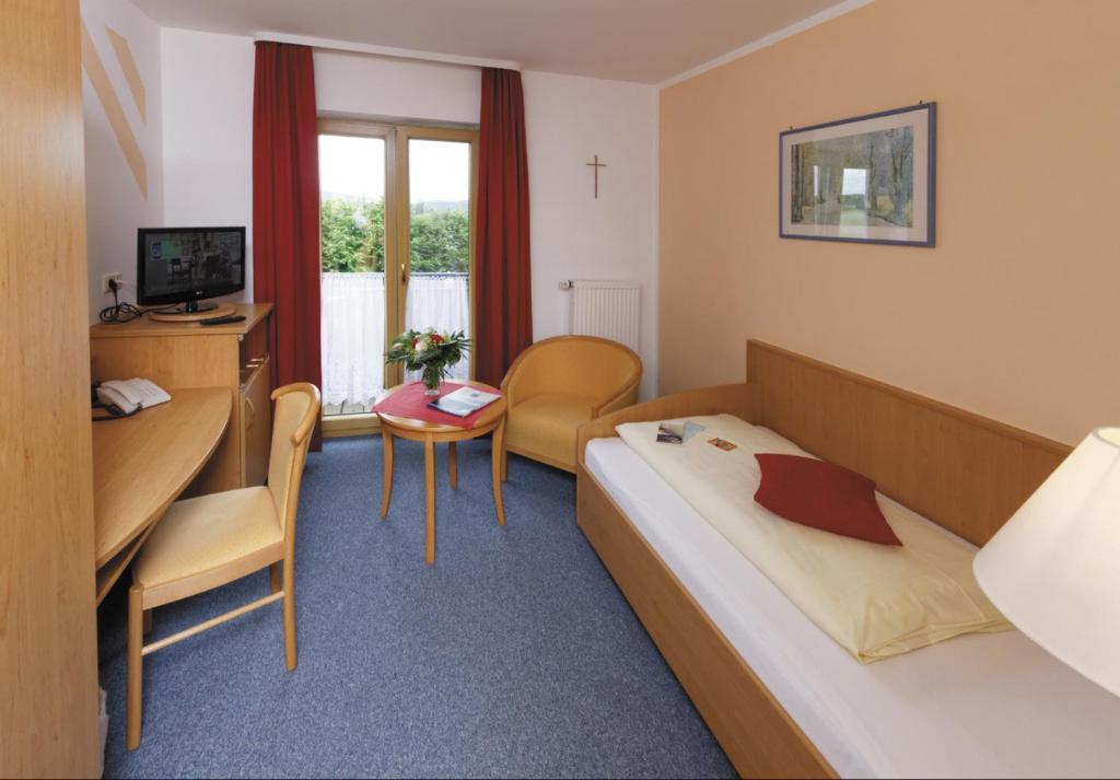 Panorama-Hotel Am See Neunburg vorm Wald Værelse billede